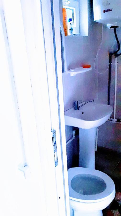 Laila Guest House Mestia Ngoại thất bức ảnh